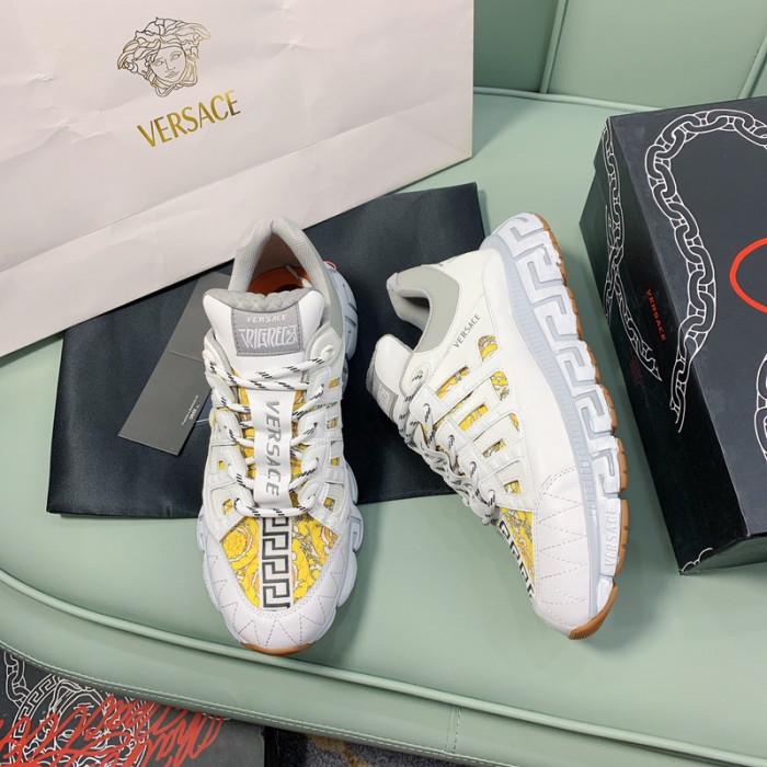 VER DESIGNER SNEAKERS