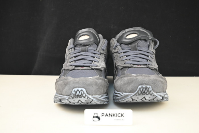 New Balance WL2002  M2002RDB