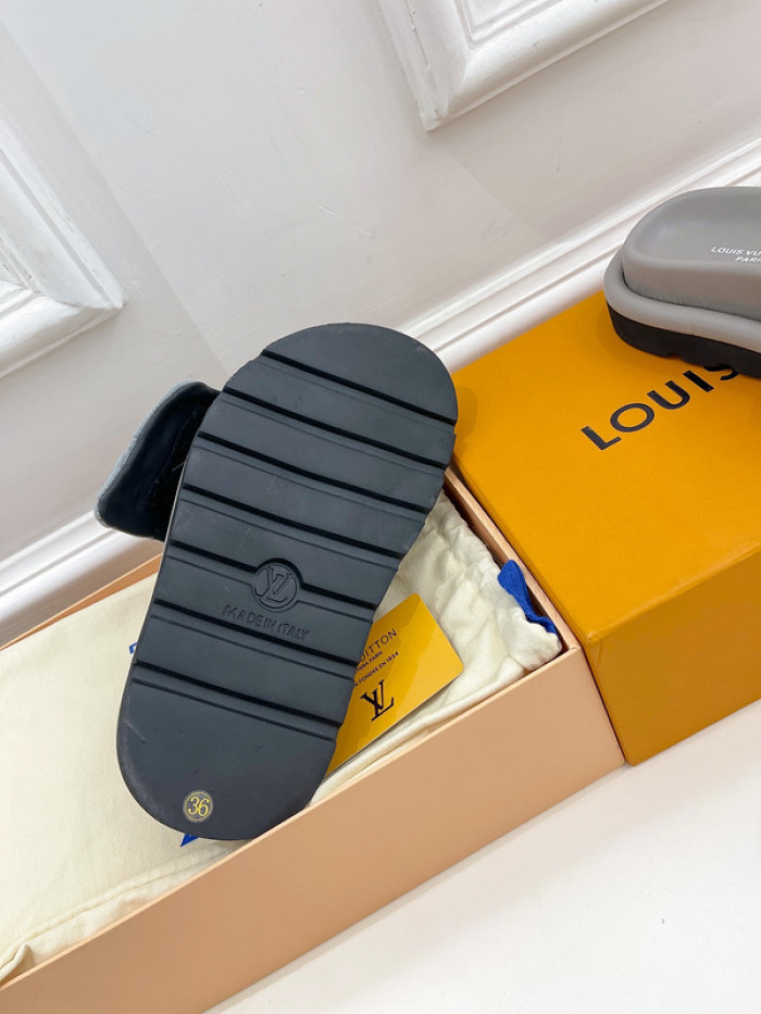 L&V SLIPPERS