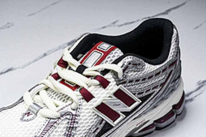 New Balance M1906REA