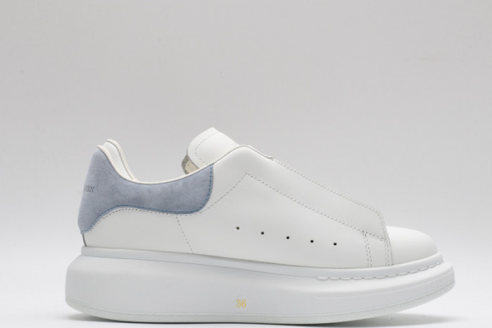 Alexander McQueen sneaker