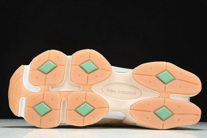 New Balance M993