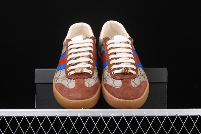 G*u*i sneaker