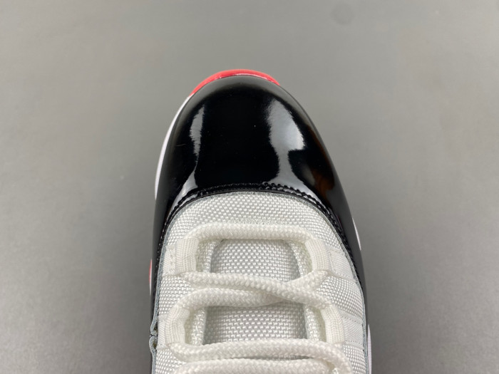Air Jordan 11  CT8012-106