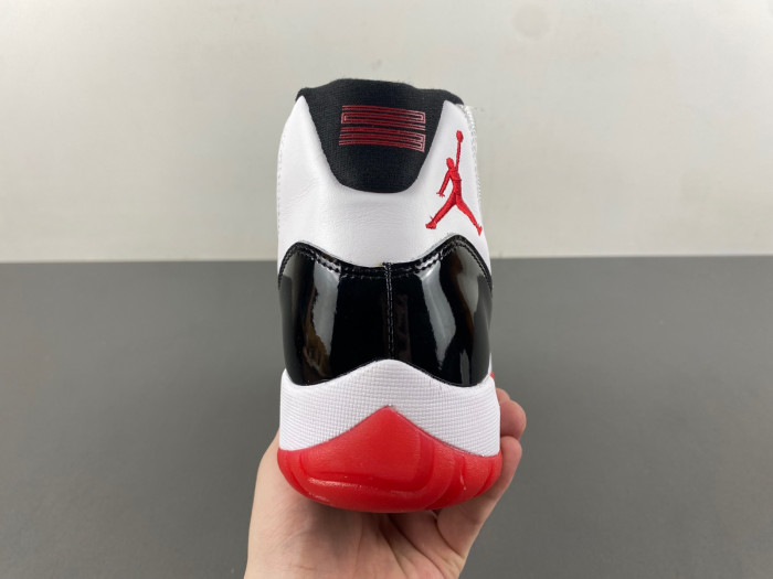 Air Jordan 11  CT8012-106