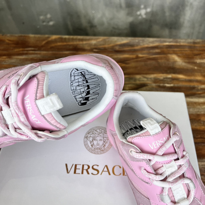 VER DESIGNER SNEAKERS