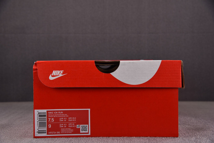 Nk V2K Run Metallic Silver Gym Red University Blue HF5724-061