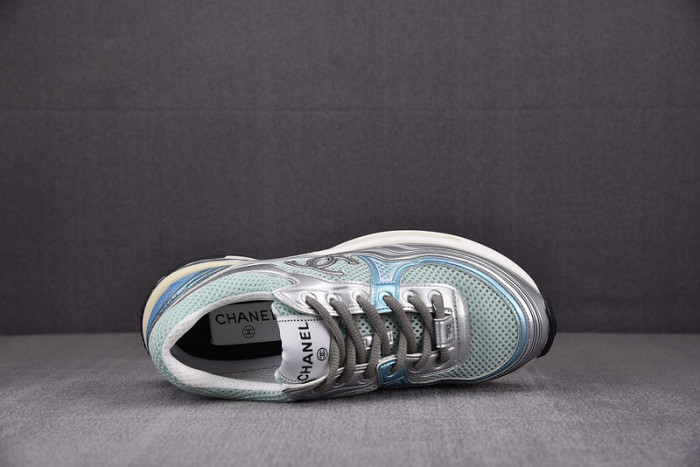 CHANEEL sneaker