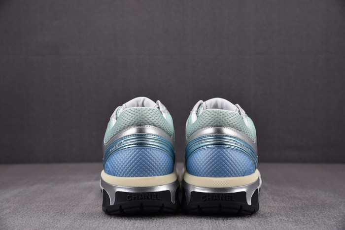 CHANEEL sneaker