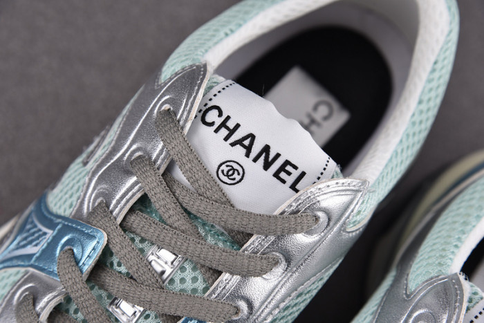 CHANEEL sneaker