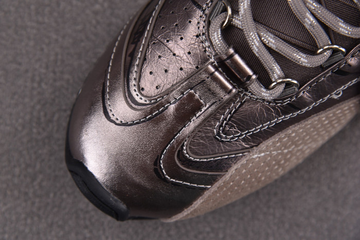 D designer sneaker