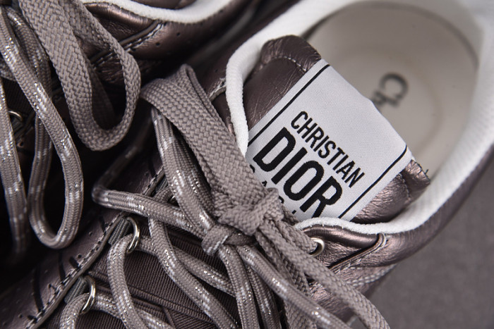 D designer sneaker