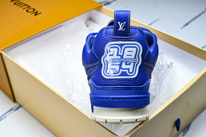 L&VT SNEAKERS