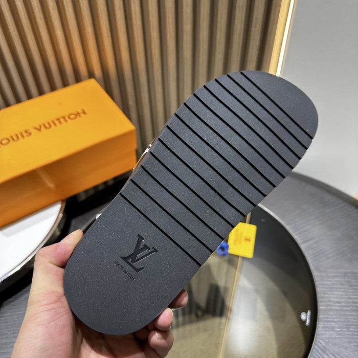 L&V SLIPPERS