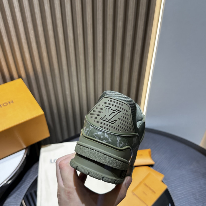 L&V SNEAKERS