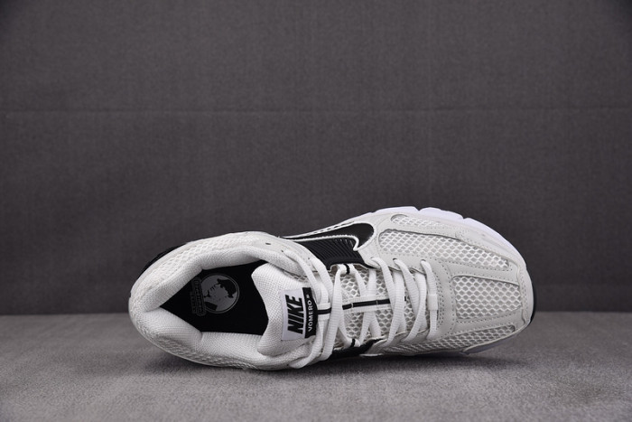 NK Air Zoom Vomero 5 White Black FB9149-101