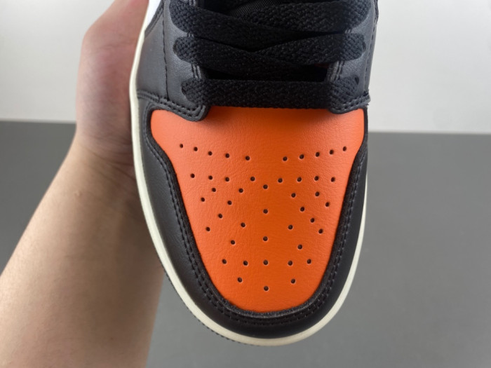 Air Jordan 1 Low 555558-081