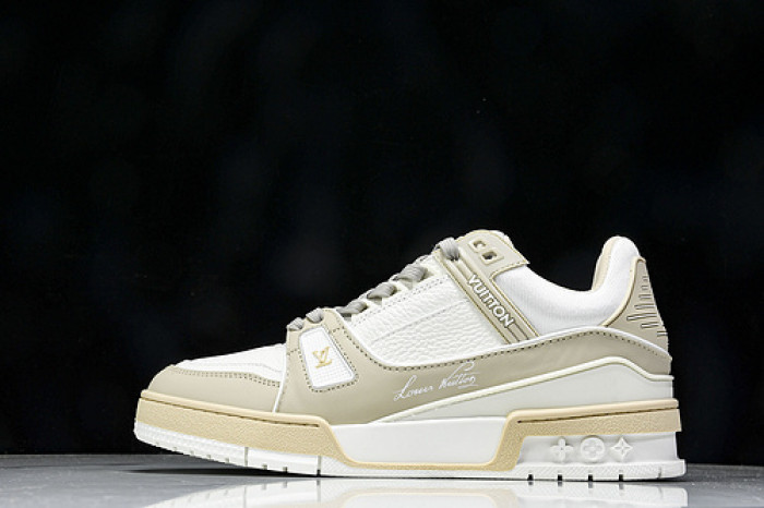 L&V SNEAKERS