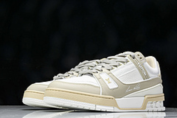 L&V SNEAKERS
