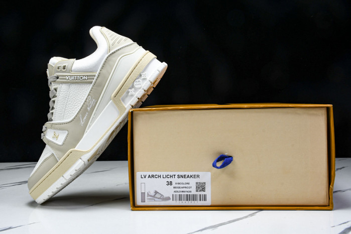 L&V SNEAKERS