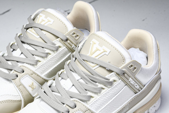 L&V SNEAKERS