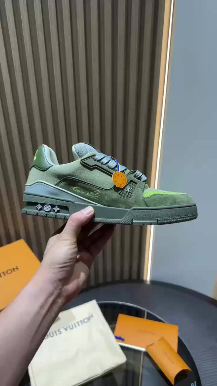 L&V SNEAKERS