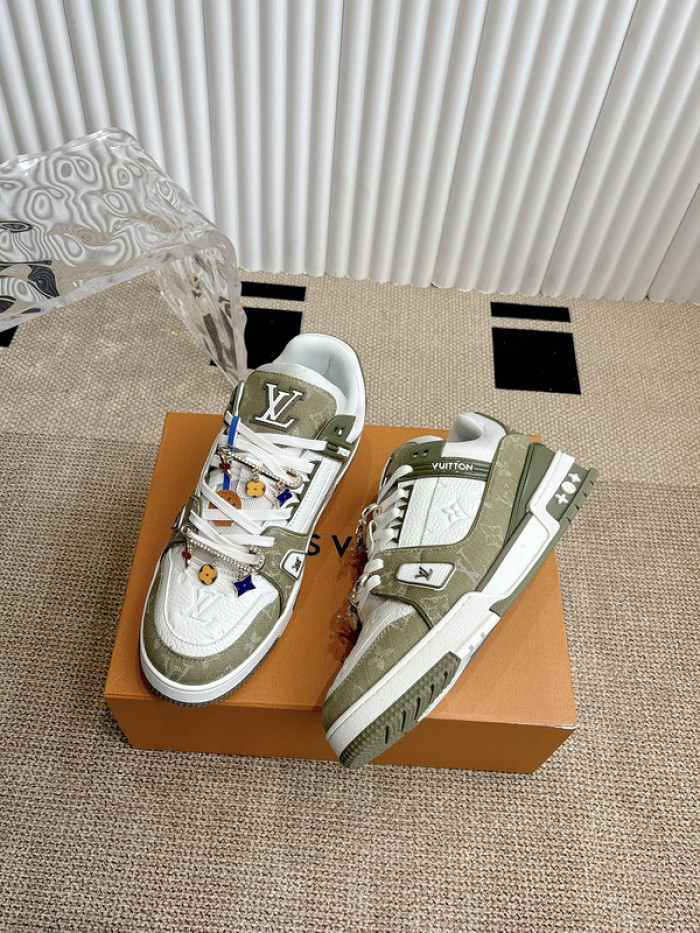 L&V SNEAKERS
