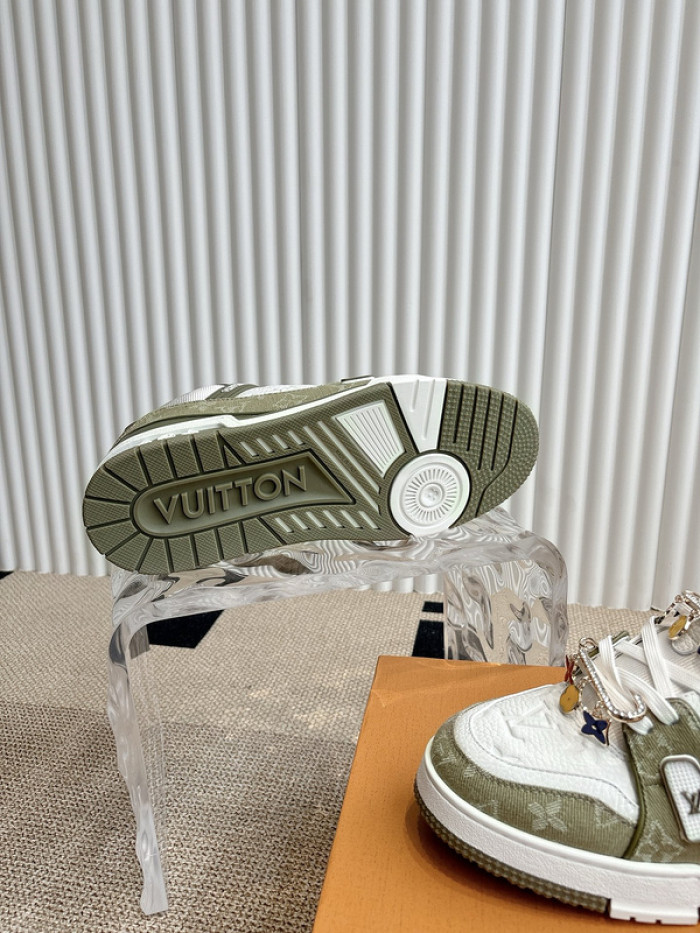 L&V SNEAKERS