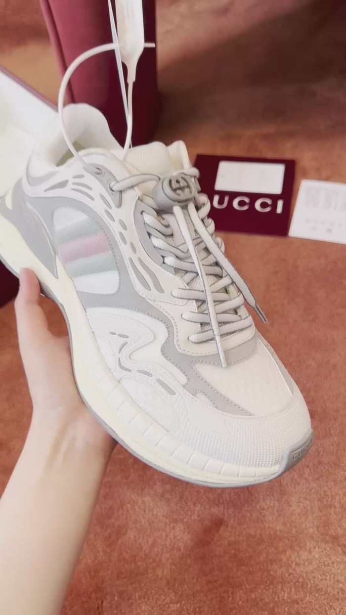 G*u*i sneaker