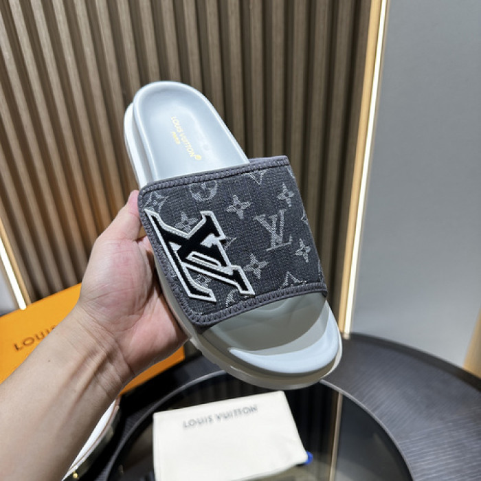 L&V SLIPPERS