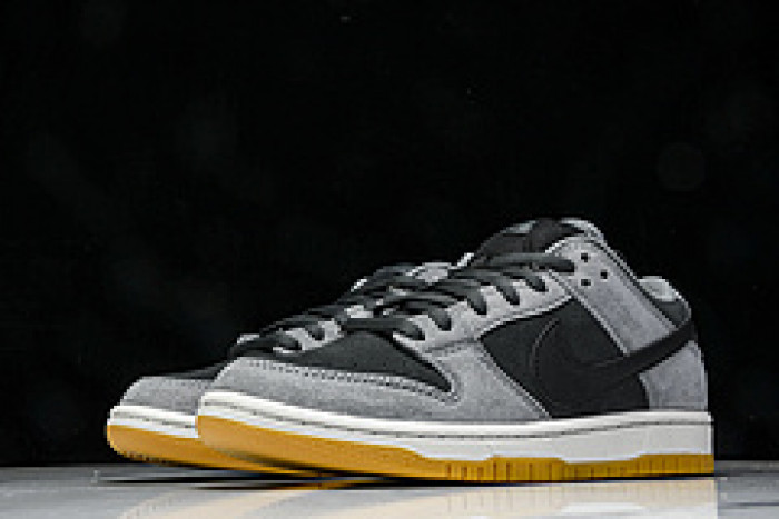 Nike SB Dunk Low HF3063-001