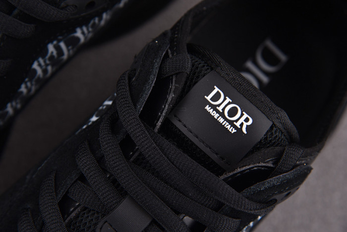DI*O*R B25 PANKICK