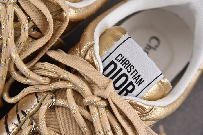 D designer sneaker