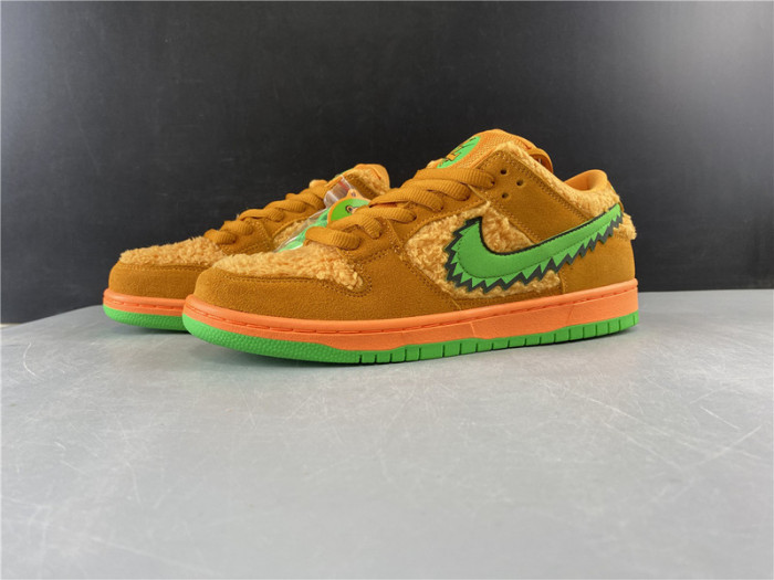 Grateful Dead x Nike SB Dunk Low “Orange Bear” CJ5378-800
