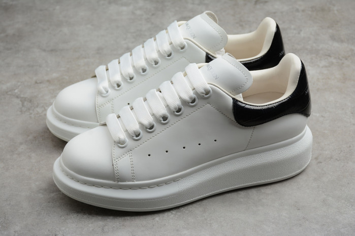 Alexander McQueen sneaker