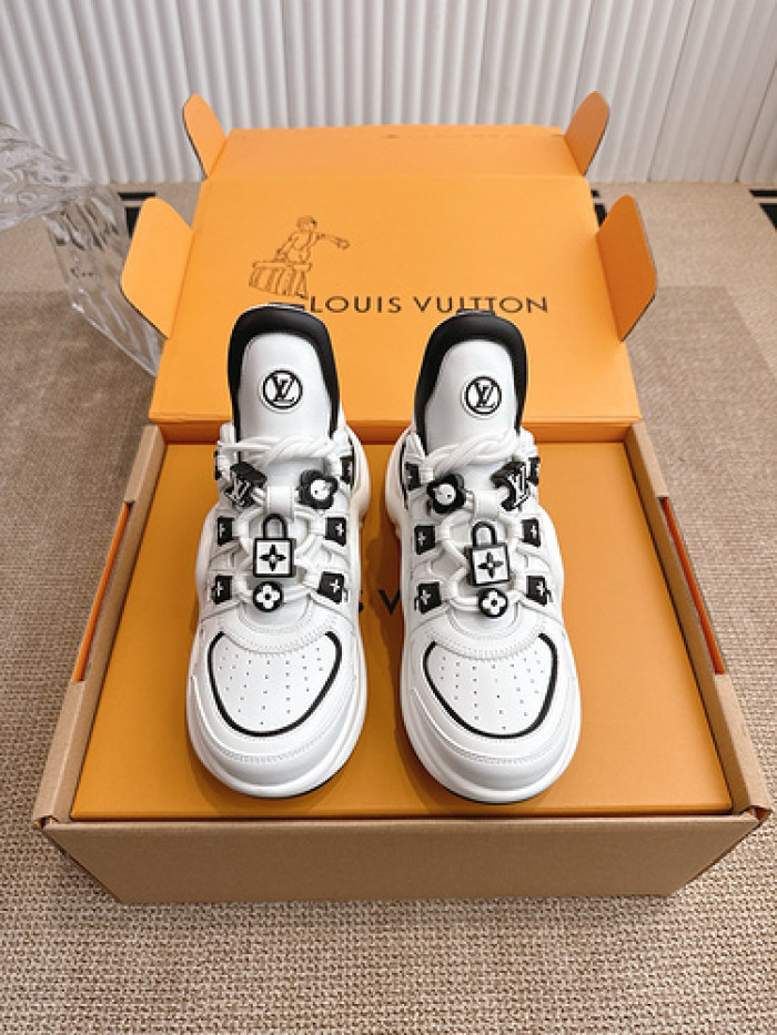 L&V SNEAKERS
