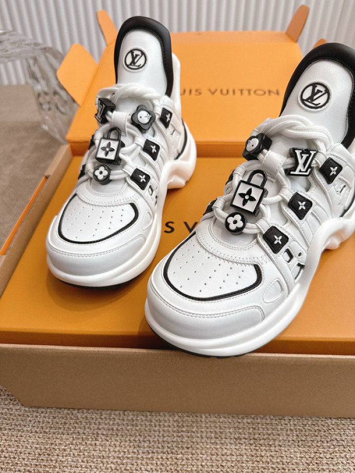 L&V SNEAKERS