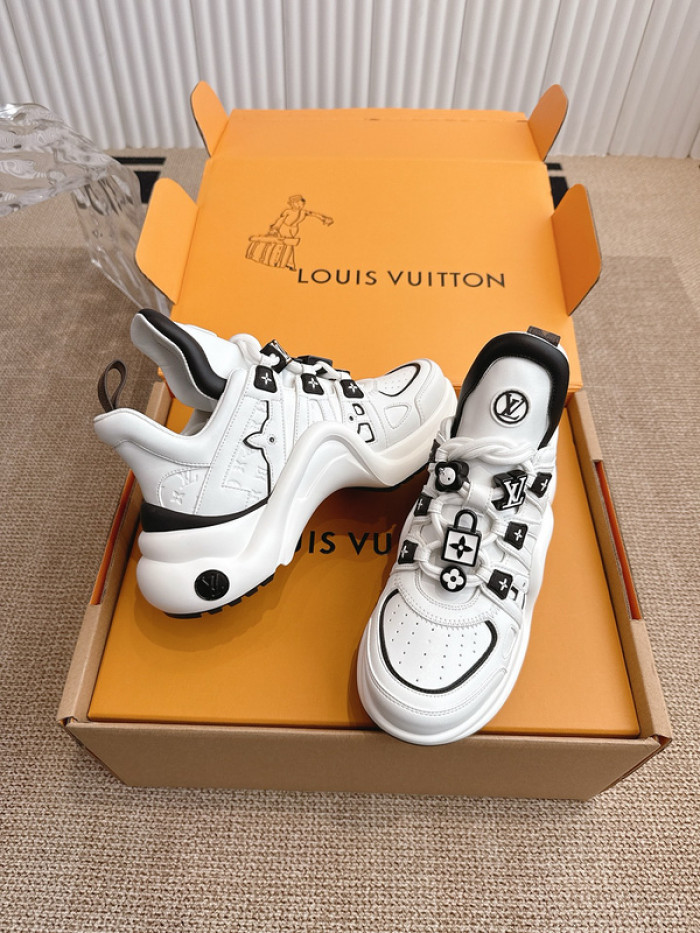 L&V SNEAKERS