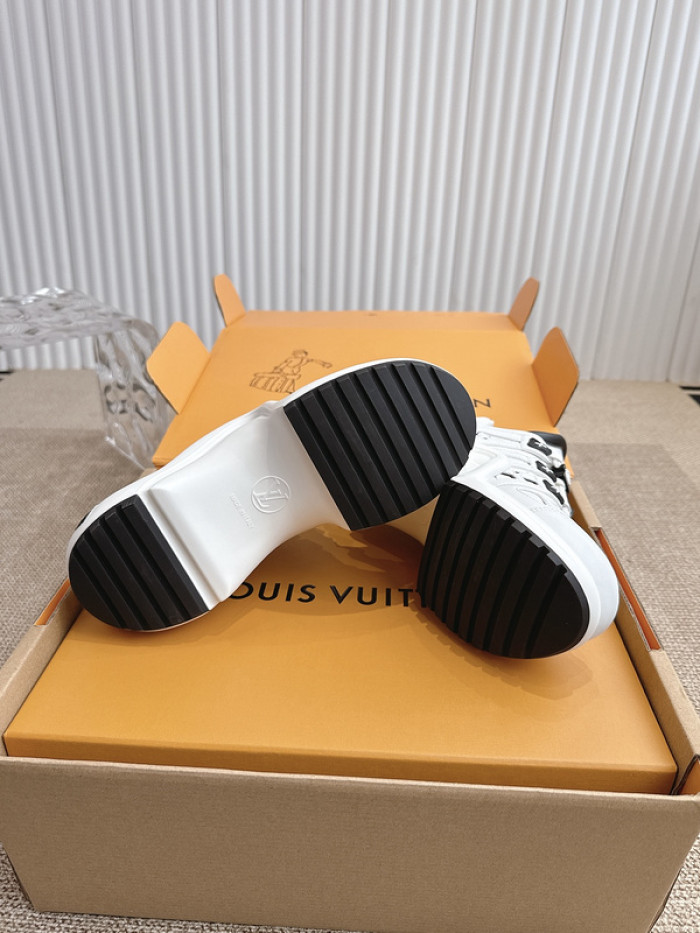 L&V SNEAKERS