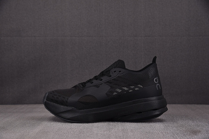 LOEWEE SNEAKERS