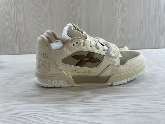 L&V SNEAKERS