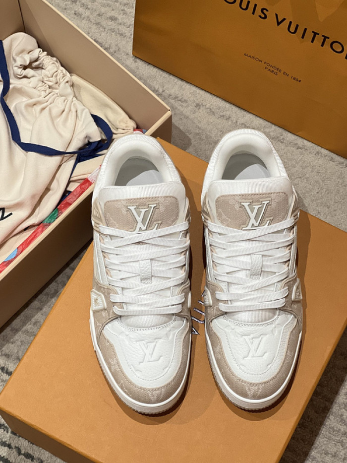 L&VT SNEAKERS