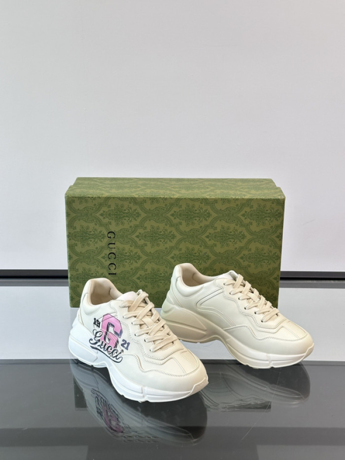 G*u*i sneaker