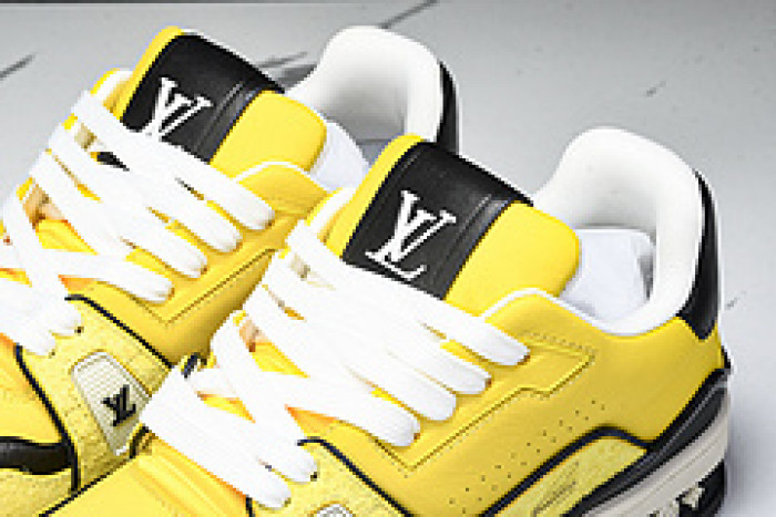 L&V SNEAKERS