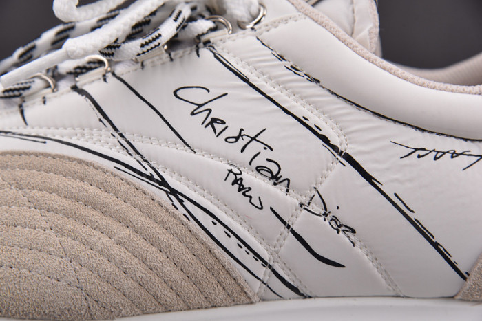 D designer sneaker