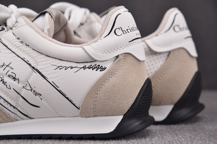 D designer sneaker