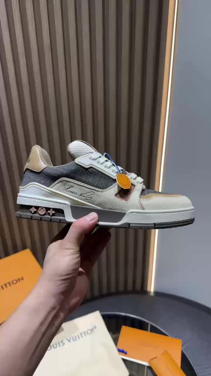 L&V SNEAKERS