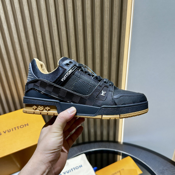 L&V SNEAKERS