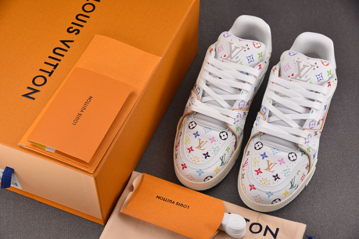 L&V SNEAKERS