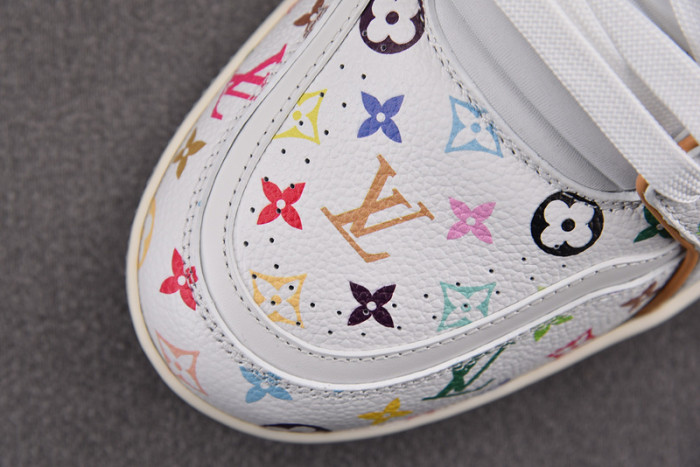 L&V SNEAKERS